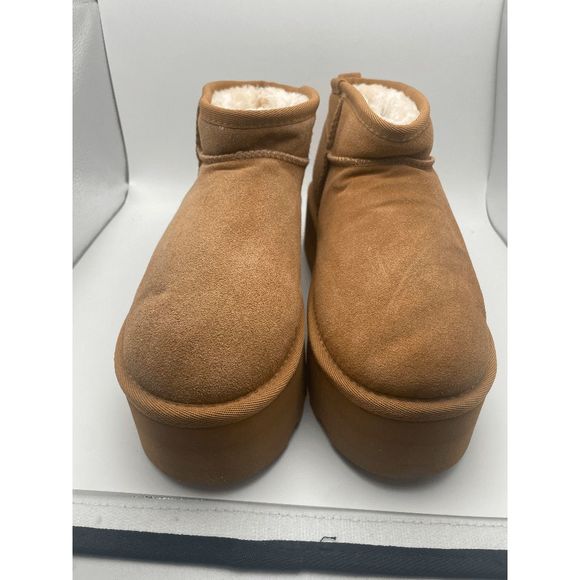 CUSHIONAIRE Women's COZY Genuine Suede pull on platform boot, Chestnut 8.5 - Picture 4 of 5